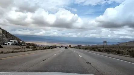 PXL_20250505_202921132.mp4